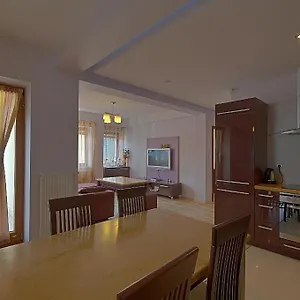 Monia Apartament